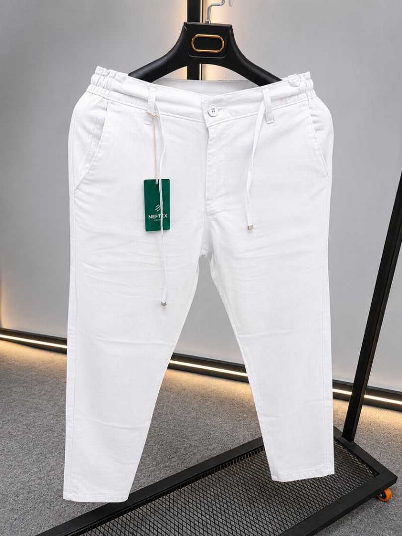 Pure,White,—,Clean,&,Fresh